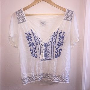 american eagle blue and white blouse